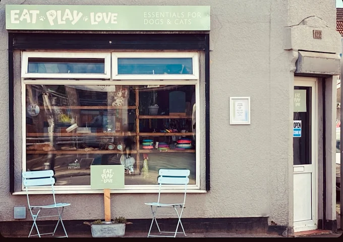 Eat Play Love Bedminster: the Bristol pet shop with expert harness fittings